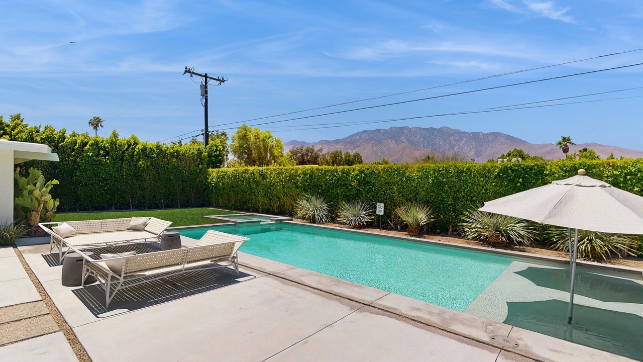 Photo of Outdoor in Desert Park Estates