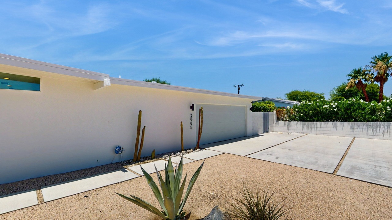 Photo of Outdoor in Desert Park Estates