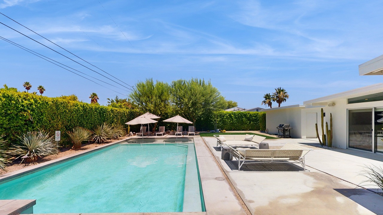 Photo of Outdoor in Desert Park Estates