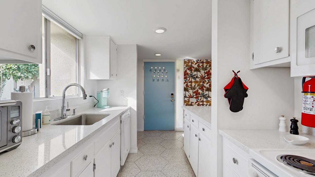 Photo of Kitchen in Araby Commons