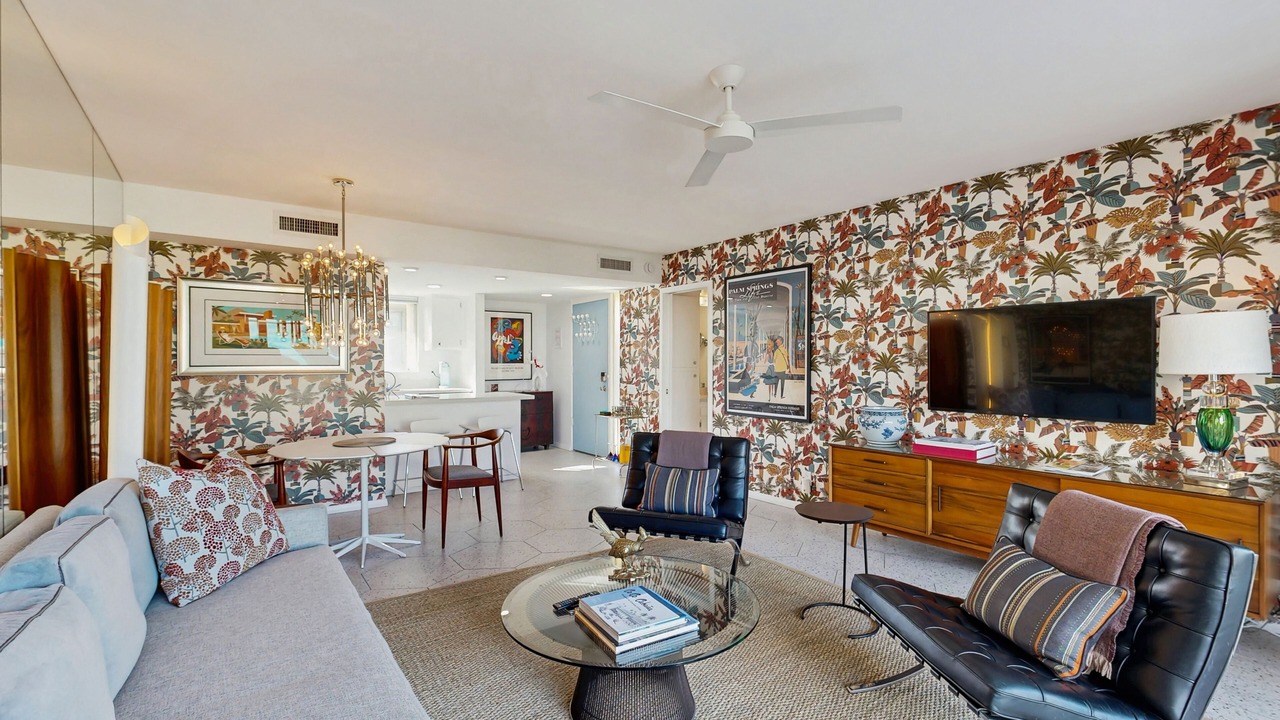 Photo of Livingroom in Araby Commons