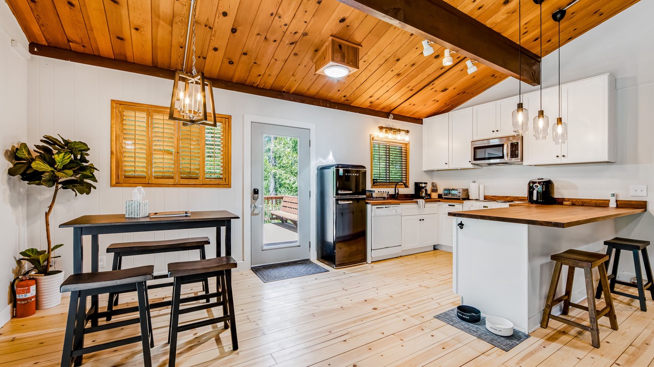 Photo of Kitchen in Idyllwild