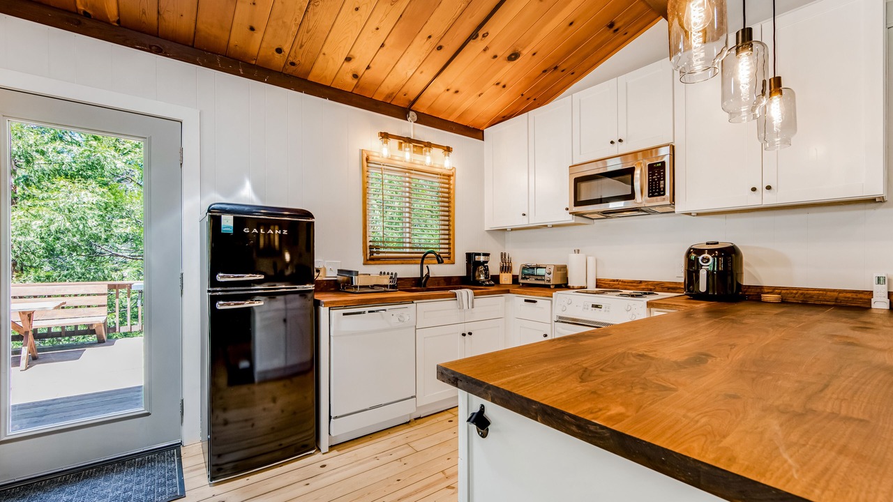 Photo of Kitchen in Idyllwild