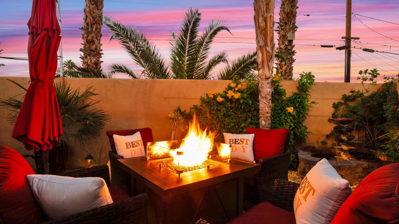 Photo of Patio Balcony in Chino Canyon