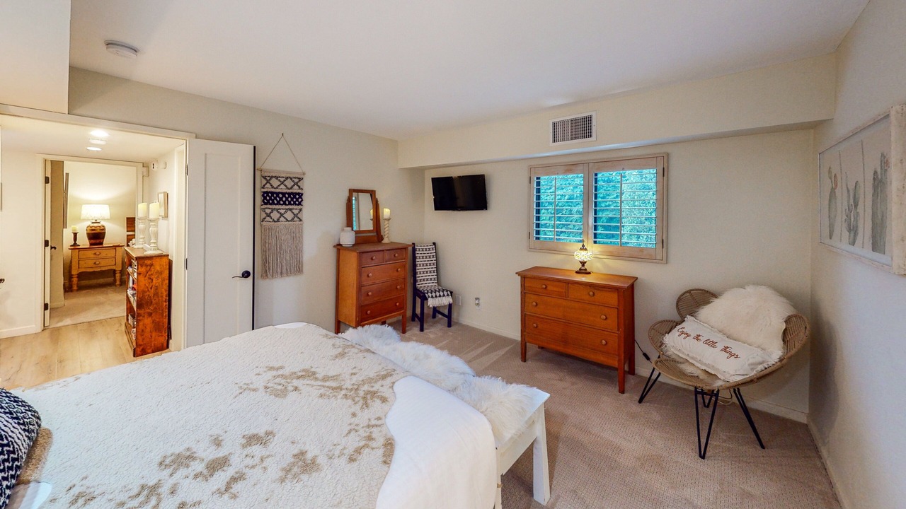 Photo of Bedroom in Araby Commons