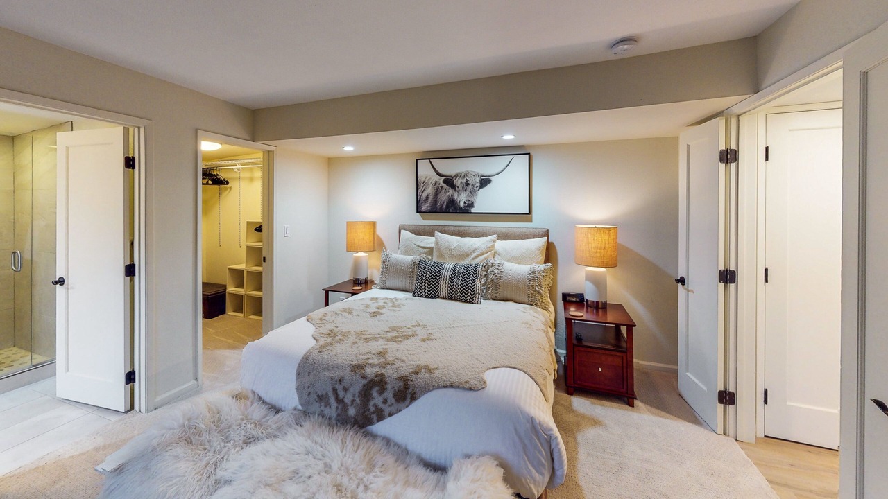 Photo of Bedroom in Araby Commons