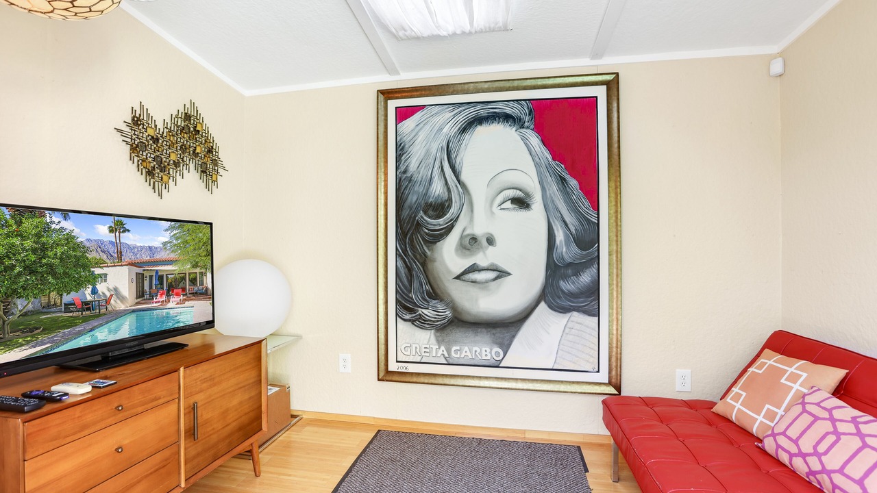 Photo of Livingroom in Chino Canyon