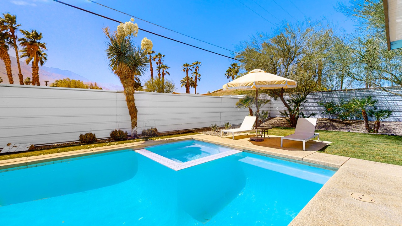 Photo of Outdoor in Sunmor