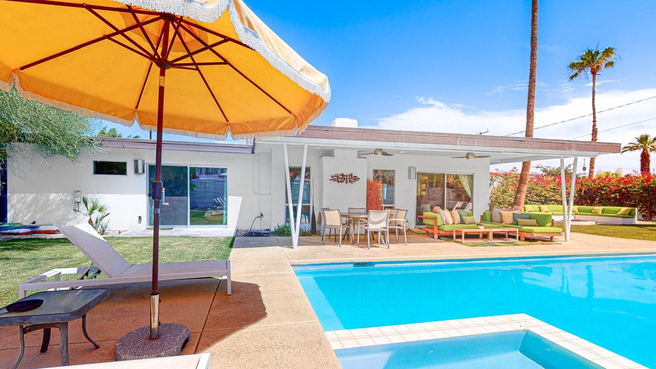 Photo of Outdoor in Sunmor