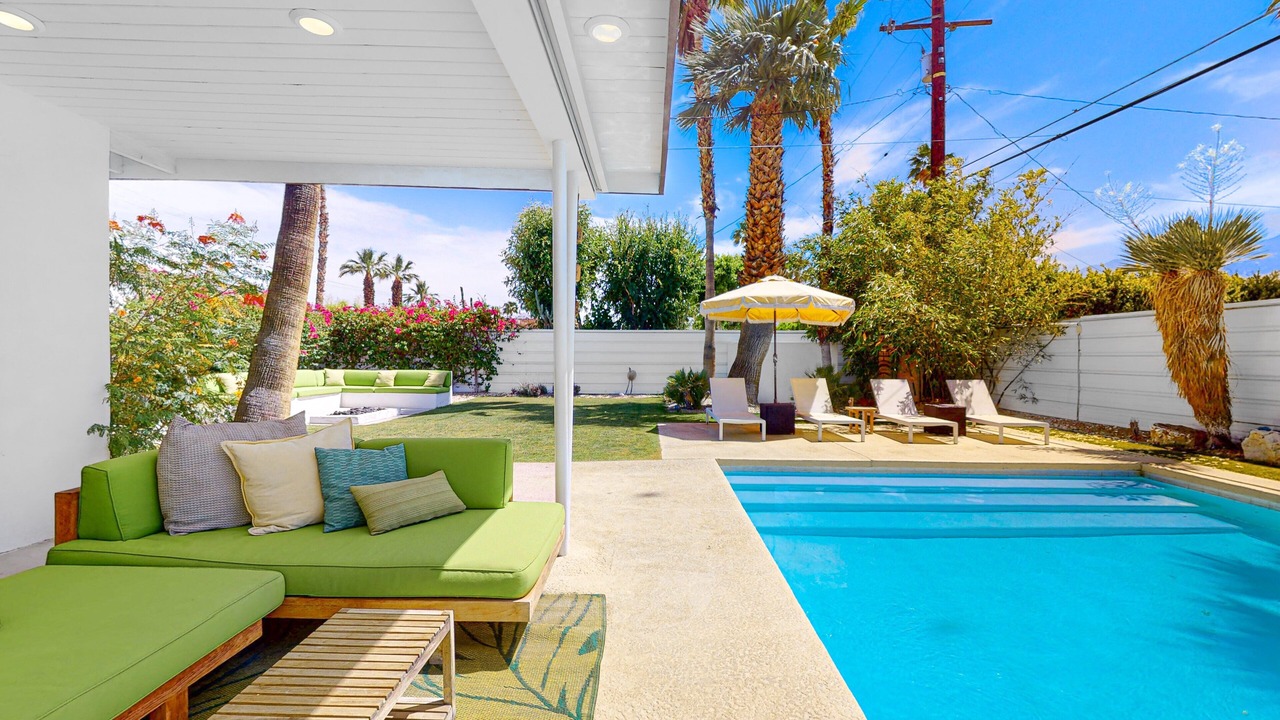 Photo of Outdoor in Sunmor