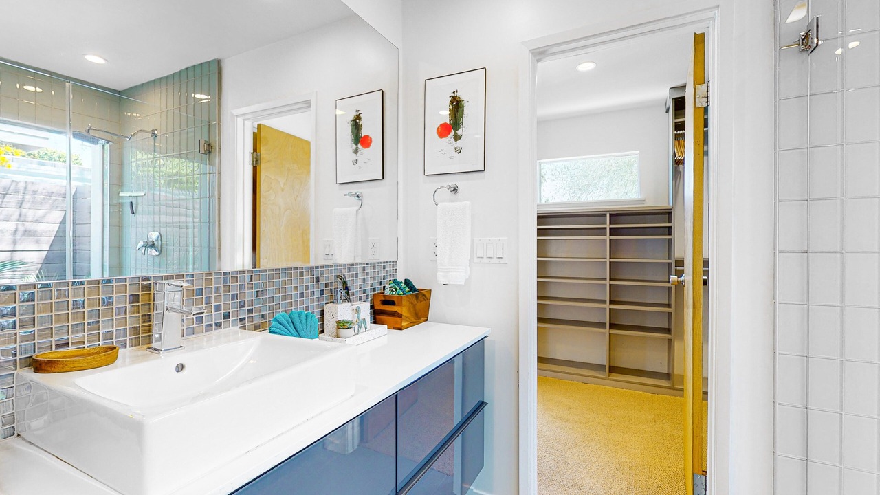 Photo of Bathroom in Sunmor