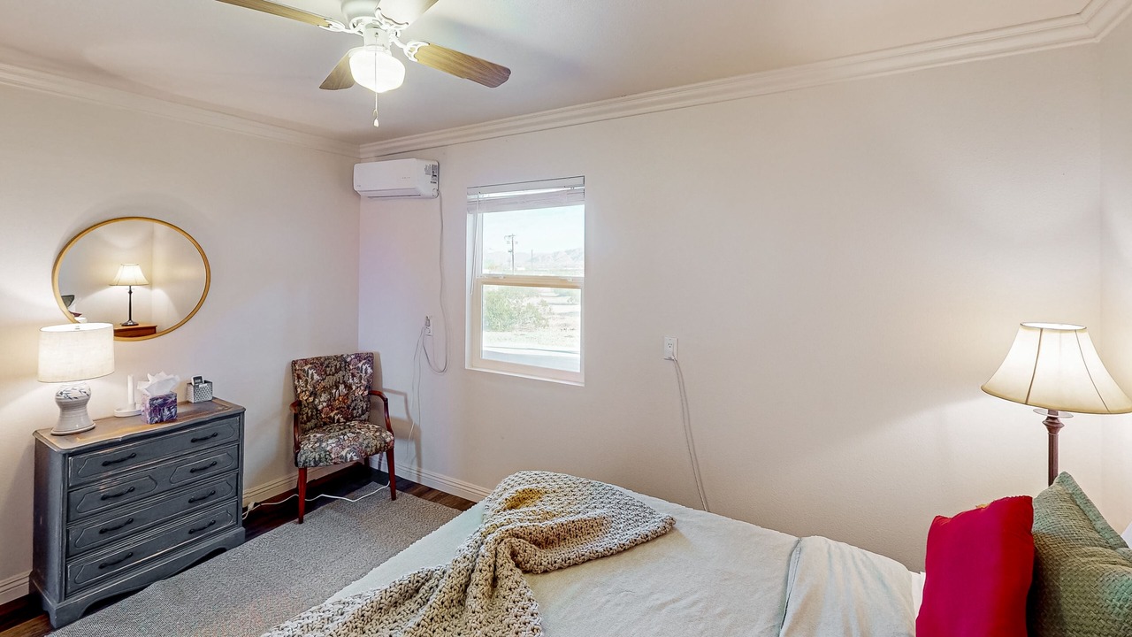 Photo of Bedroom in Twentynine Palms