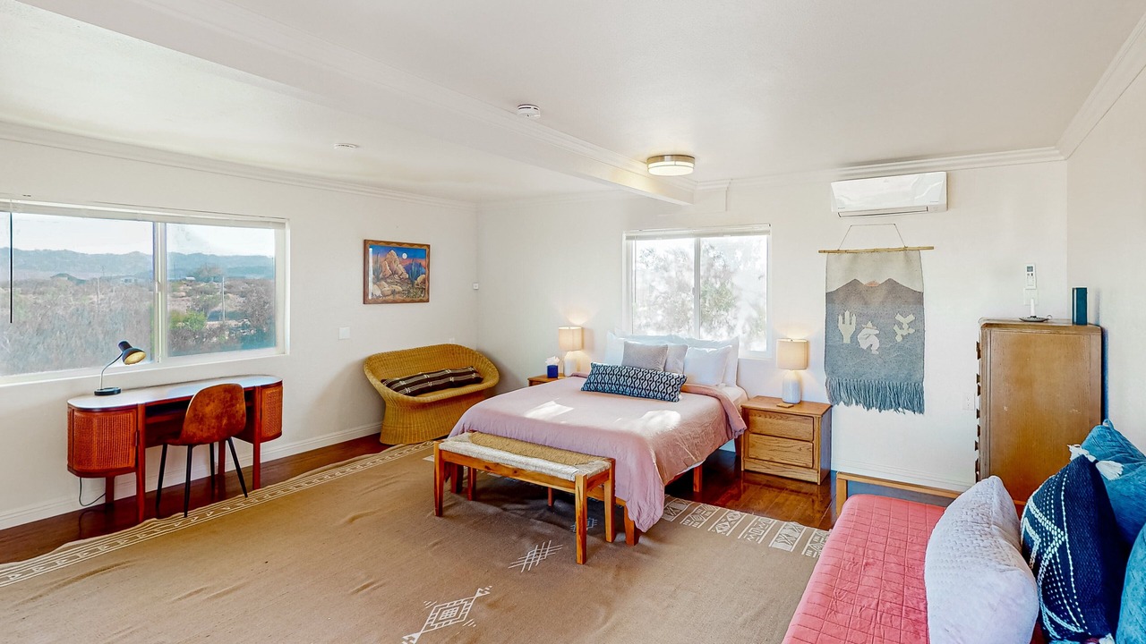 Photo of Bedroom in Twentynine Palms
