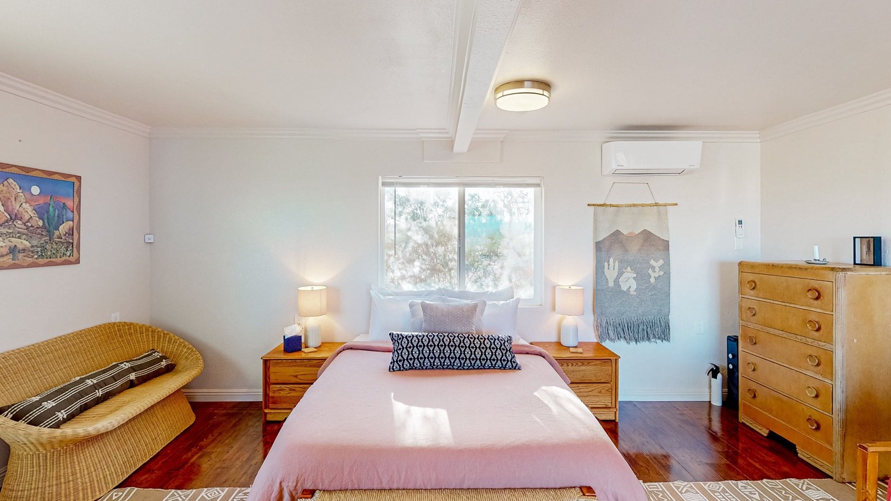 Photo of Bedroom in Twentynine Palms