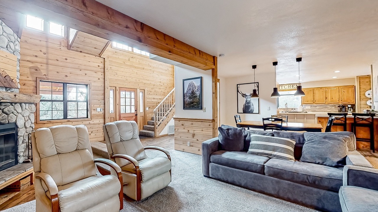 Photo of Livingroom in Idyllwild