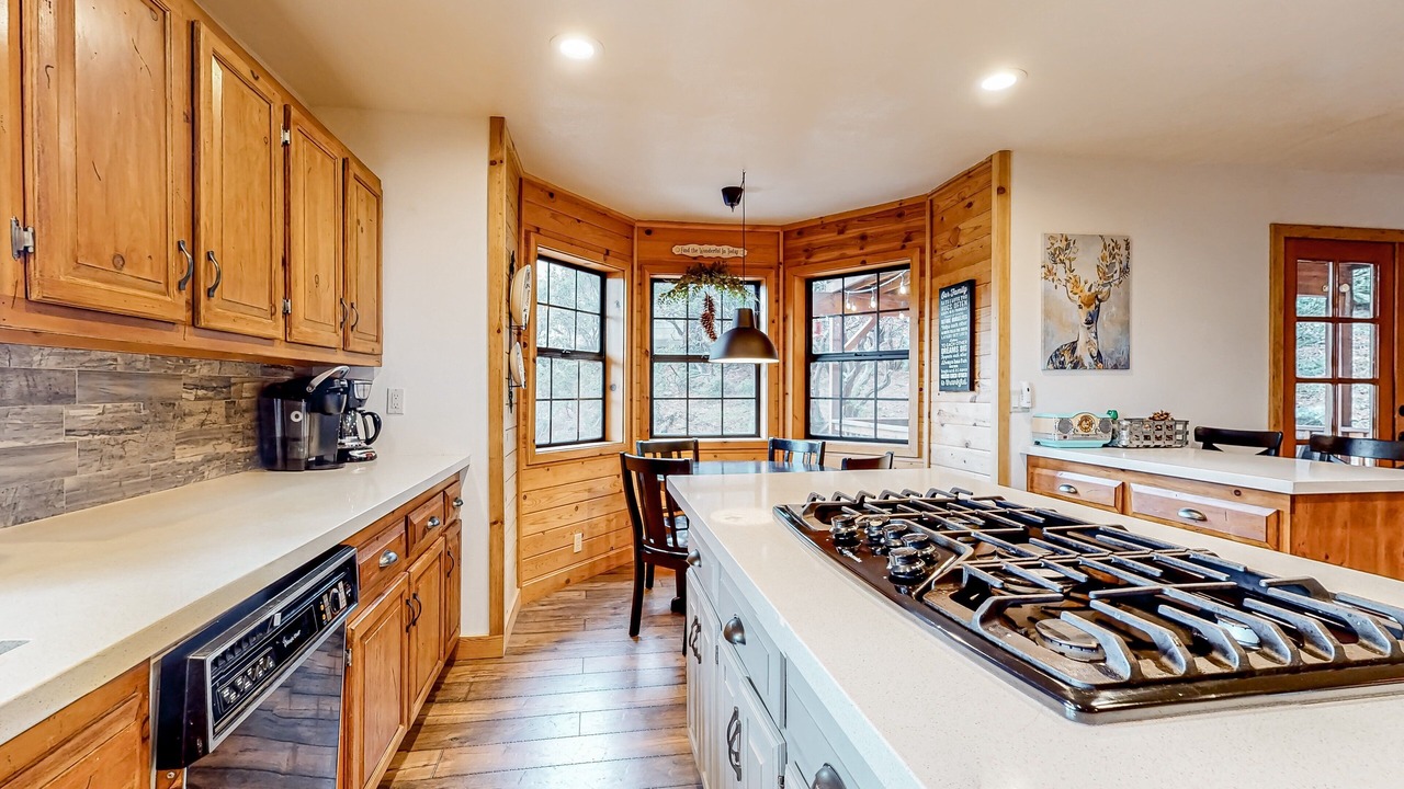 Photo of Kitchen in Idyllwild