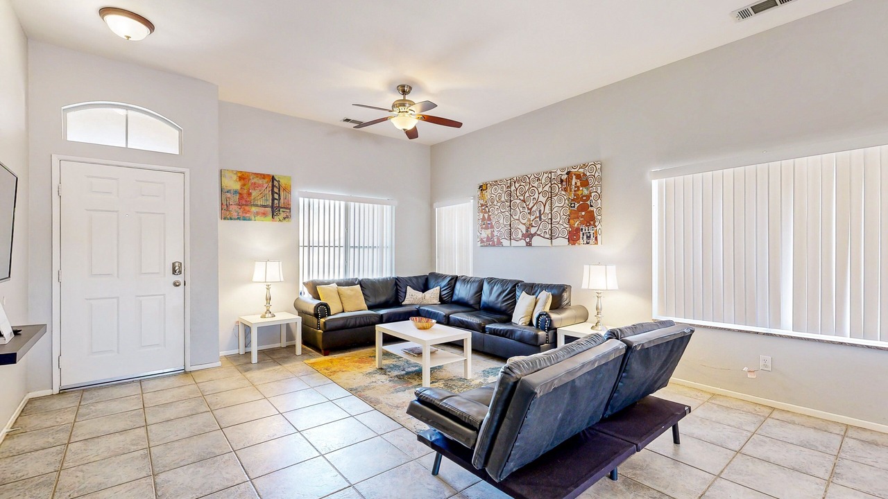 Photo of Livingroom in Cathedral City