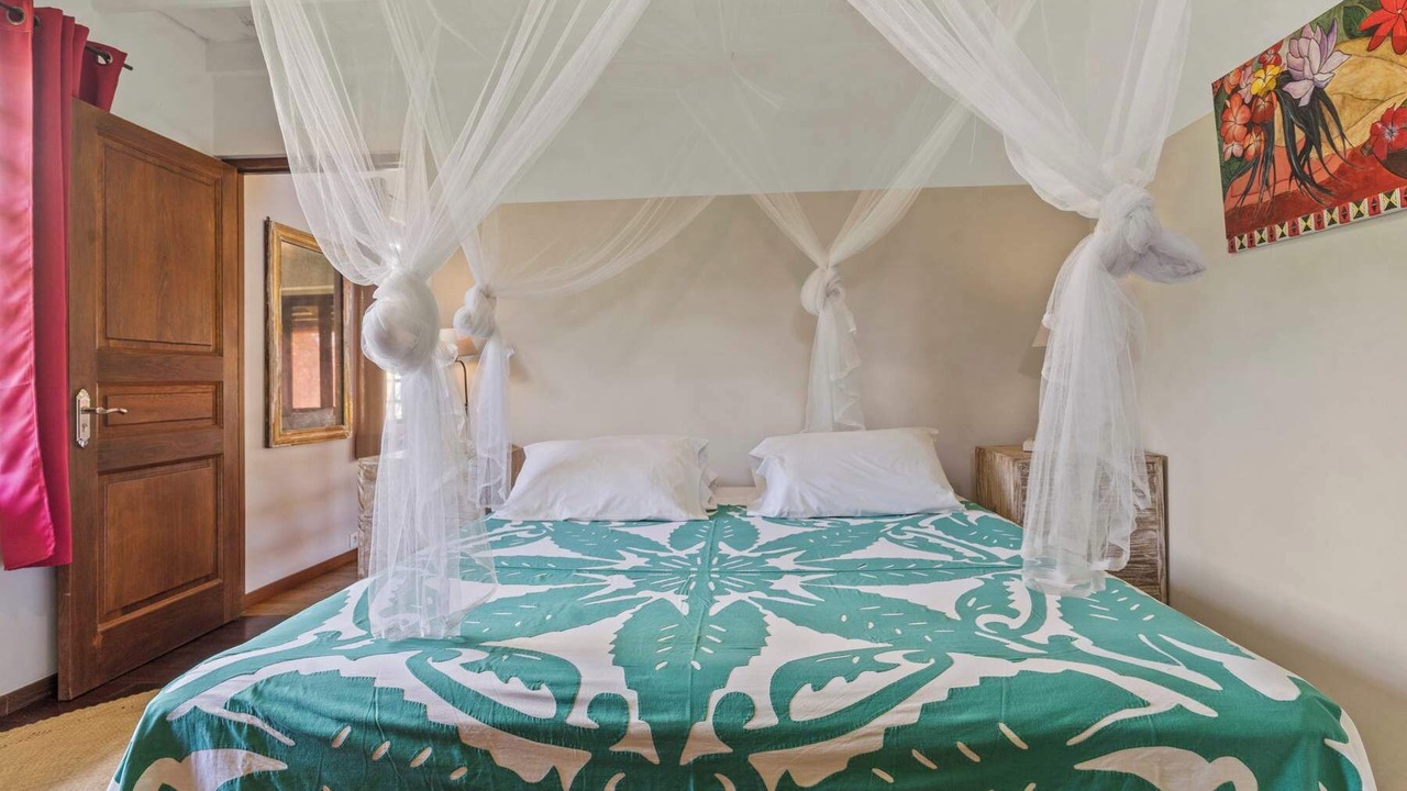 Photo of Bedroom in Afaahiti