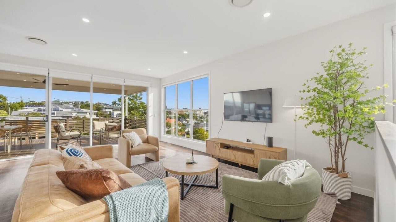 Photo of Livingroom in Hawthorne