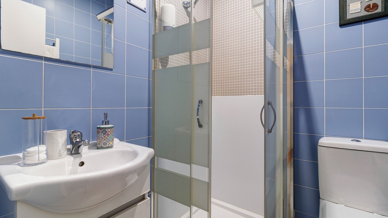 Photo of Bathroom in Gloria