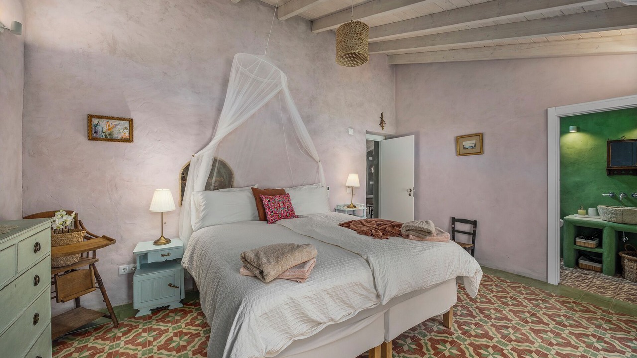 Photo of Bedroom in Santa Catarina da Fonte do Bispo