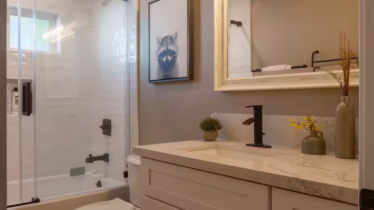 Photo of Bathroom in Monrovia