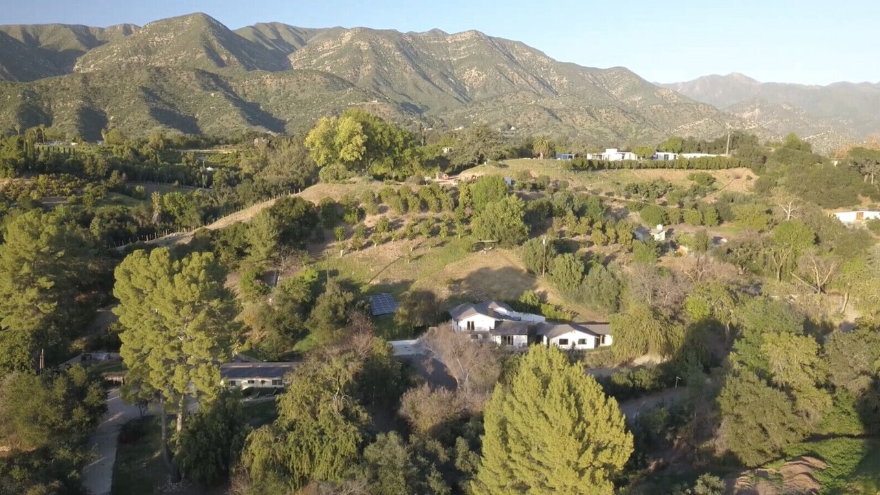Photo of Outdoor in Meiners Oaks