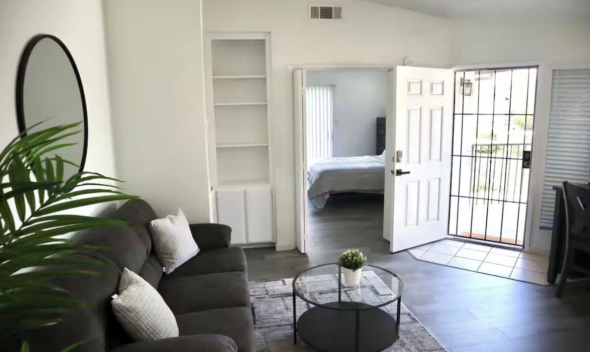 Photo of Livingroom in Pumpkin Center