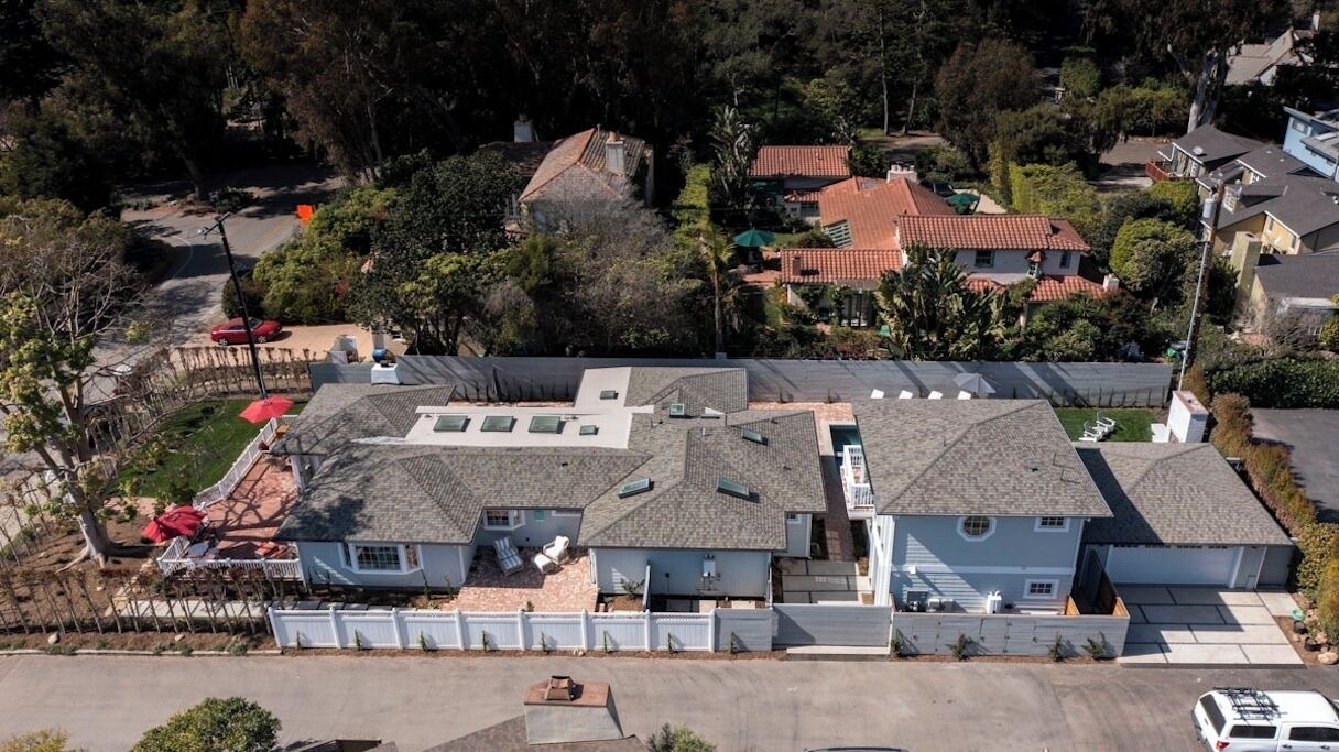Photo of Outdoor in Coast Village