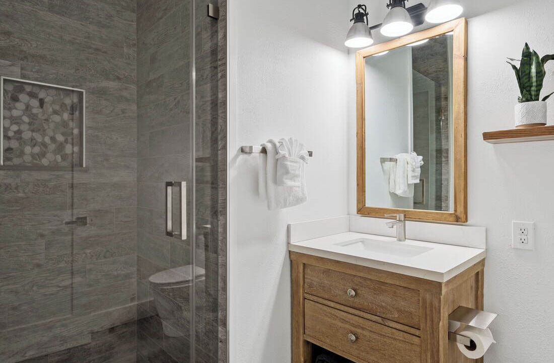 Photo of Bathroom in Idyllwild