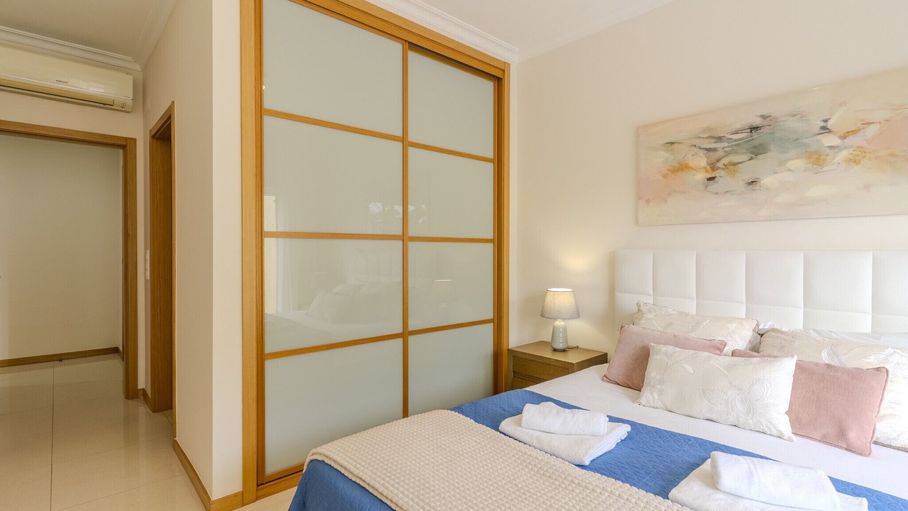 Photo of Bedroom in Vale de Parra