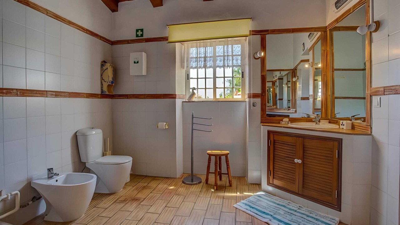 Photo of Bathroom in Alcalar