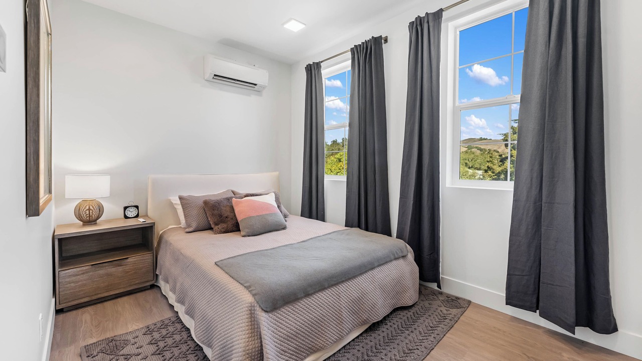 Photo of Bedroom in Los Alamos