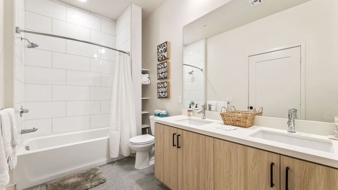 Photo of Bathroom in Santa Ana Heights