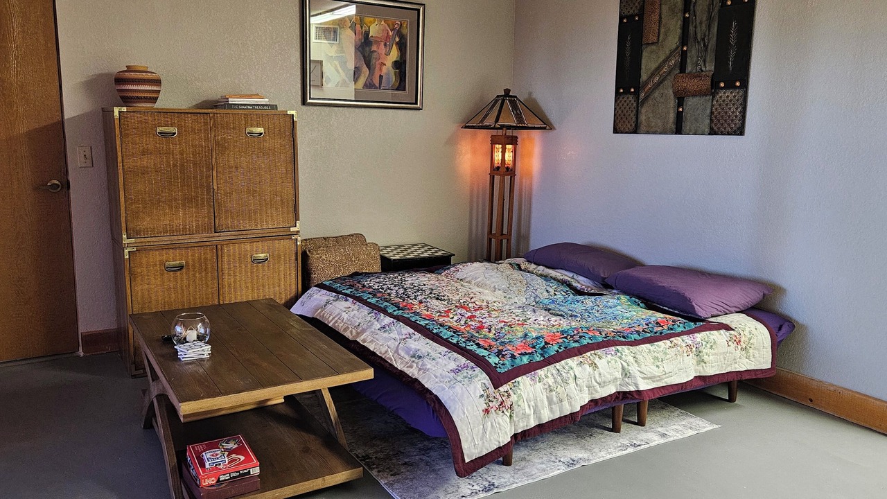 Photo of Bedroom in Pinyon Crest