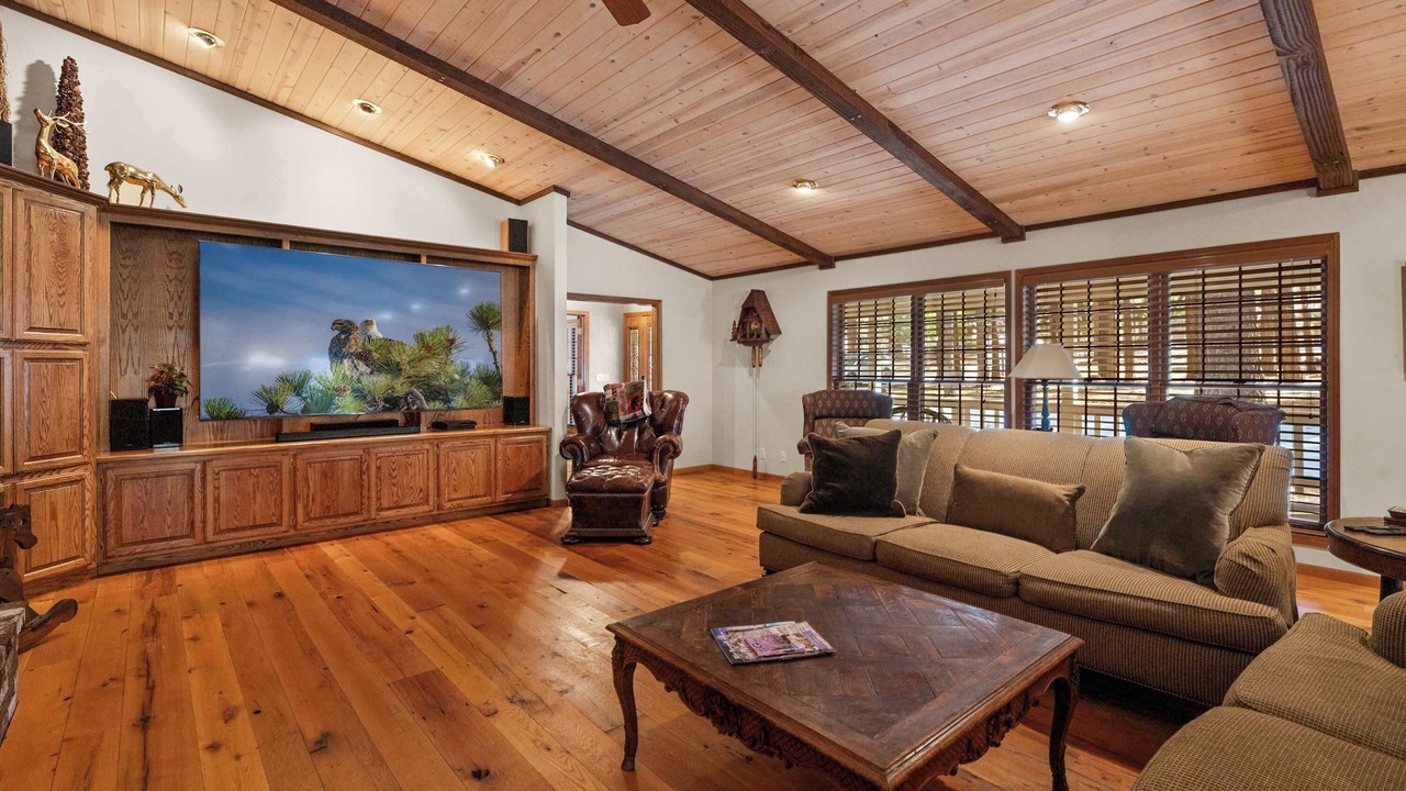 Photo of Livingroom in Big Bear Lake