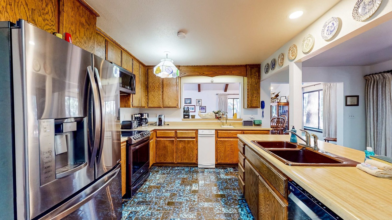 Photo of Kitchen in Christmas Valley