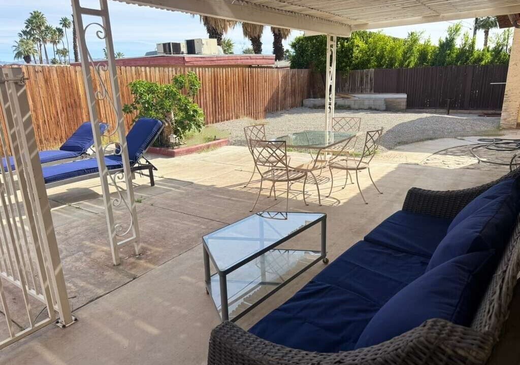 Photo of Outdoor in Racquet Club South