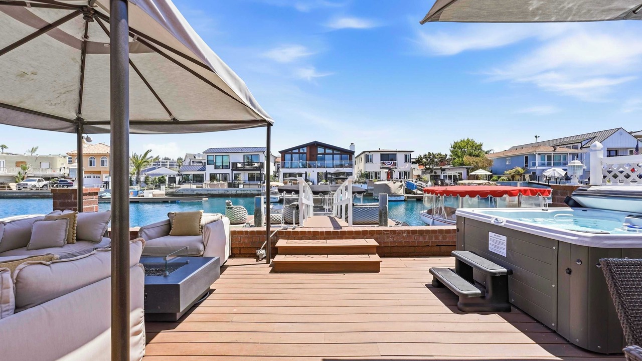 Photo of Patio Balcony in West Newport