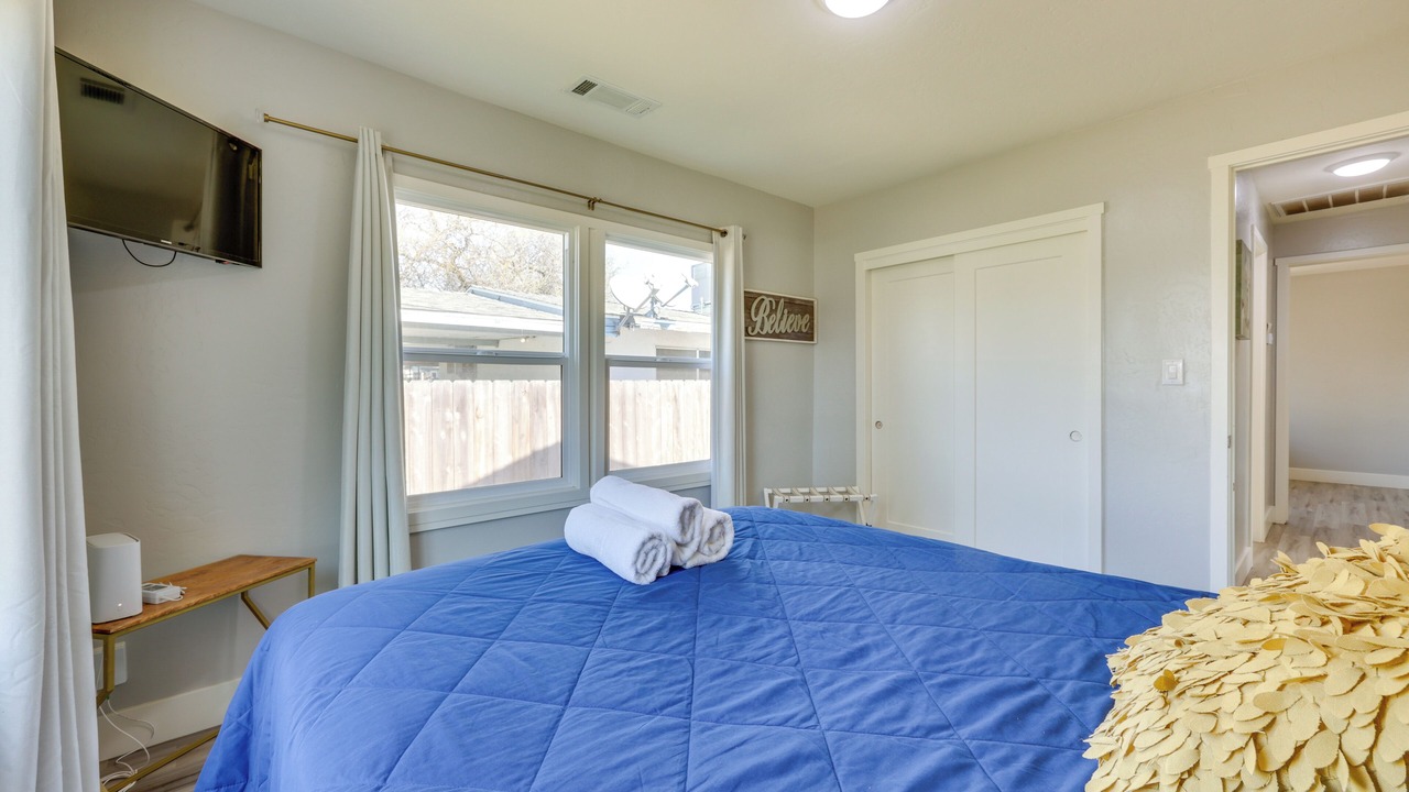 Photo of Bedroom in Hanford