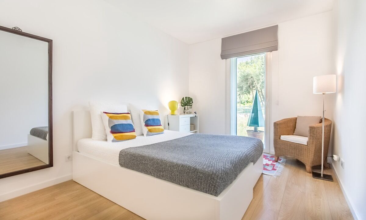 Photo of Bedroom in Oeiras