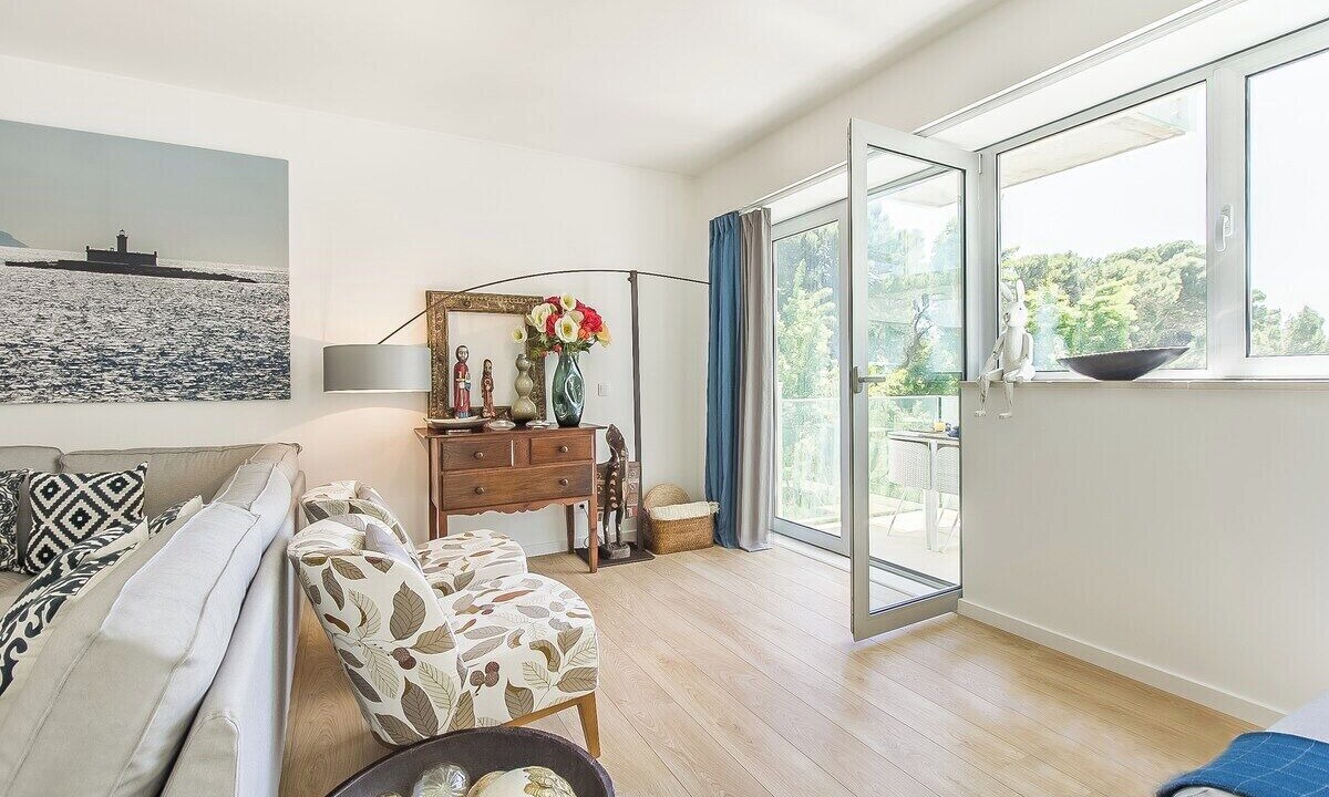 Photo of Livingroom in Oeiras
