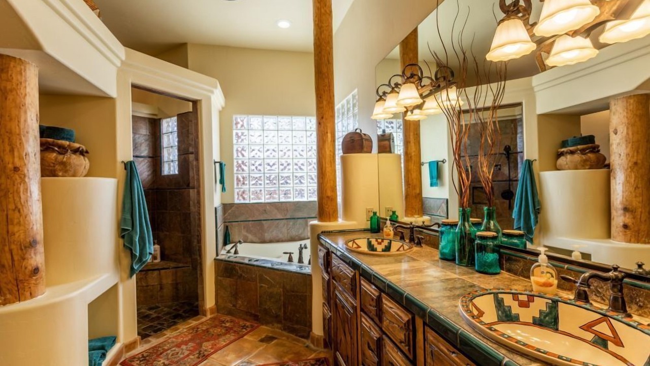 Photo of Bathroom in Parker Strip