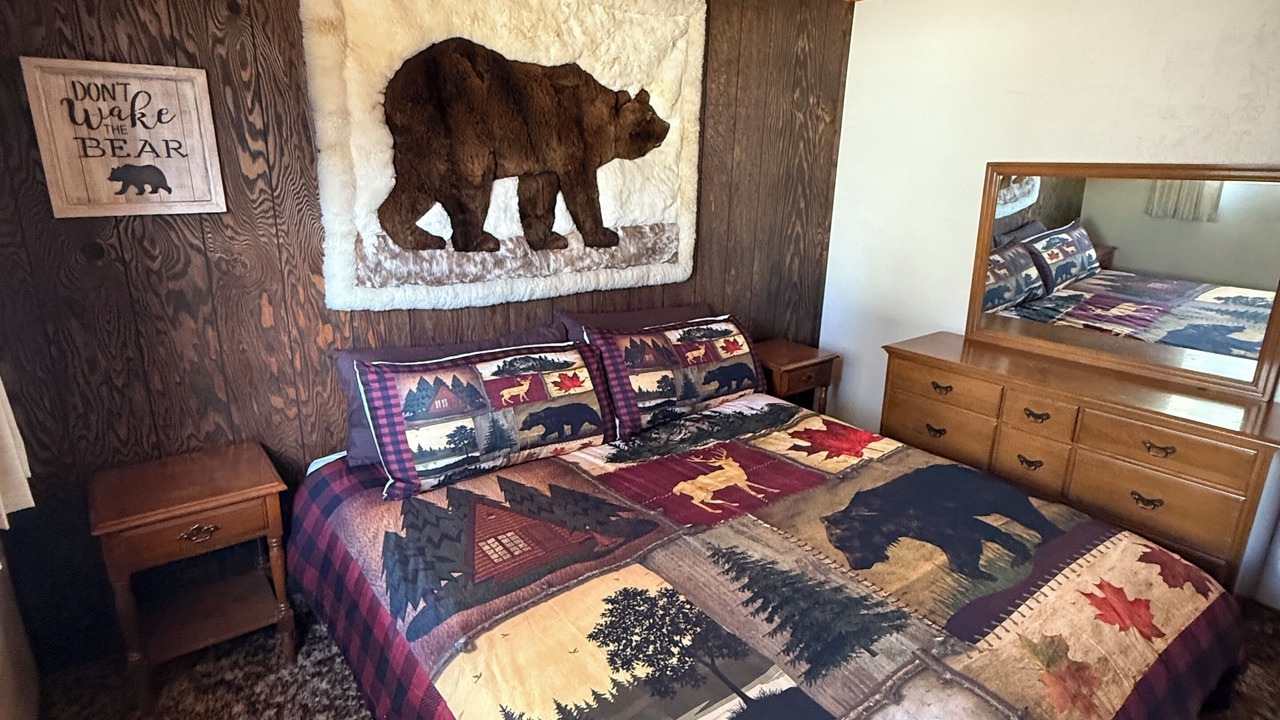 Photo of Bedroom in Big Bear City