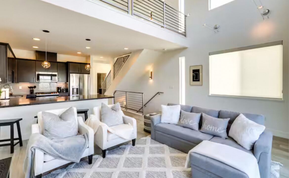 Photo of Livingroom in Old Southwest