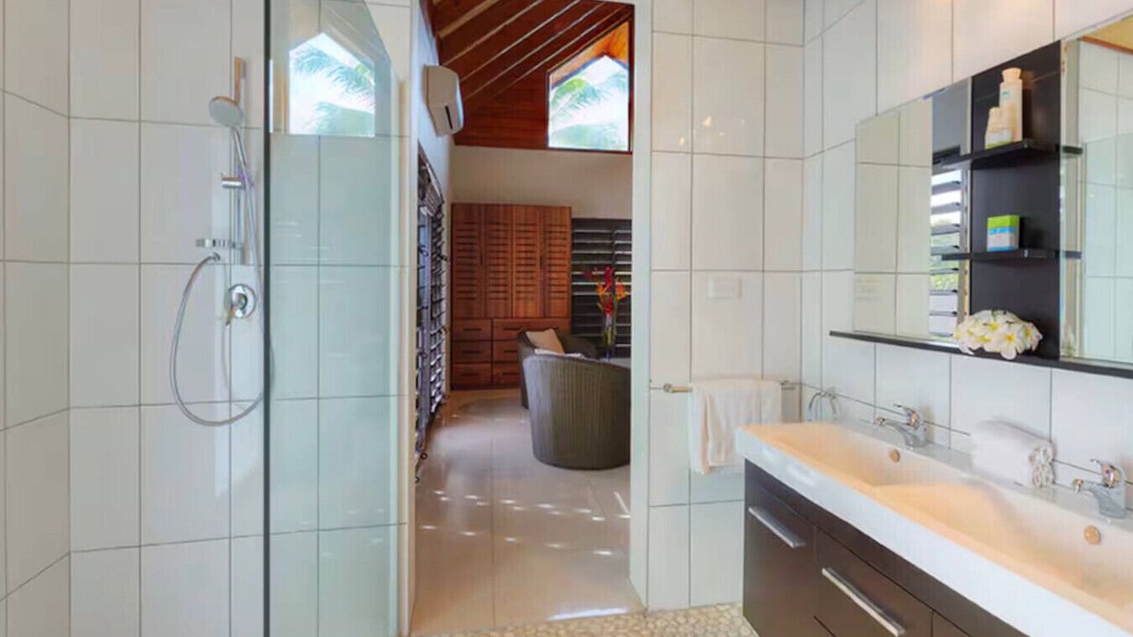 Photo of Bathroom in Tagaqe