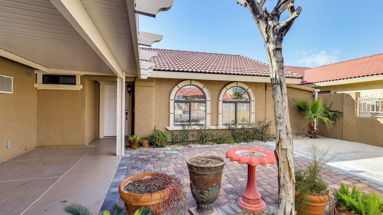 Photo of Outdoor in Sunrise Manor