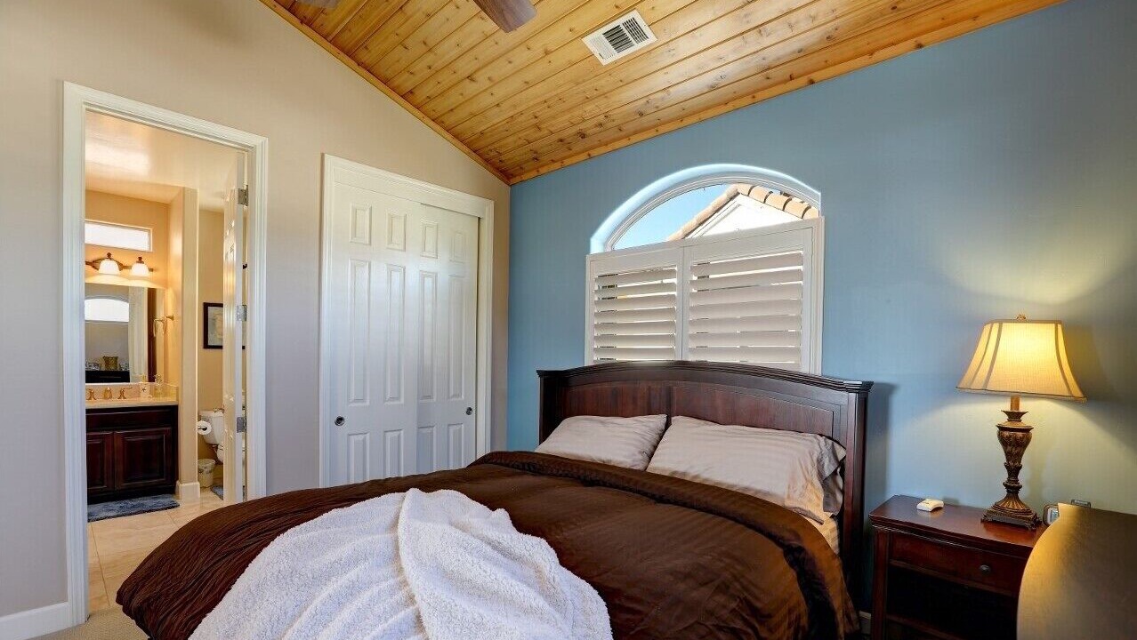 Photo of Bedroom in Downtown