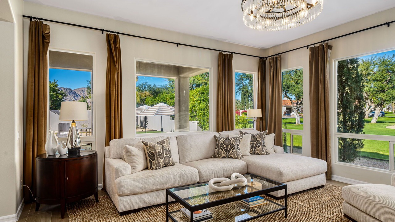 Photo of Livingroom in La Quinta