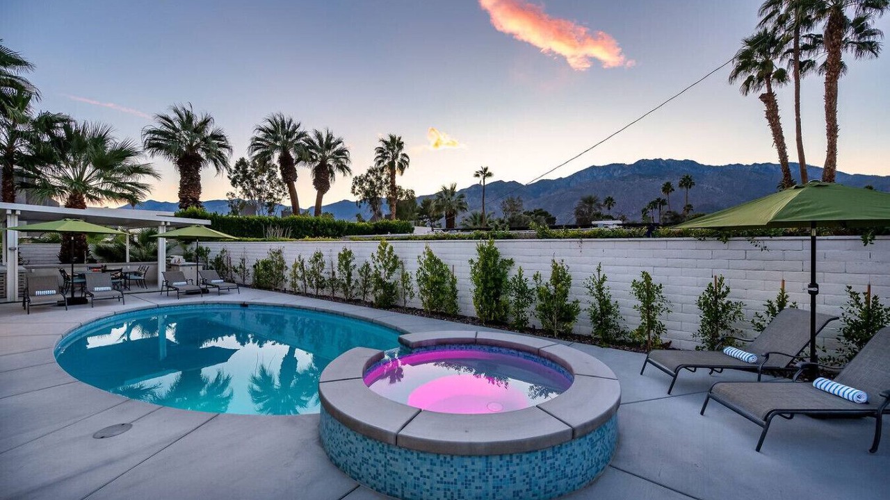 Photo of Outdoor in Sunmor
